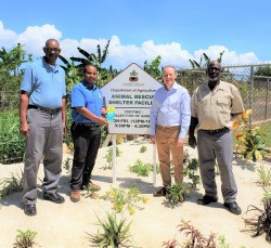 Governor Roper Tours Department of Agriculture