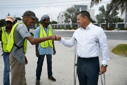 CPI Minister Tours NiCE Work Sites, Thanks Workers