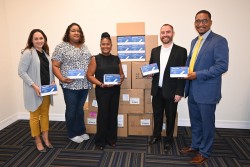 Tourism Ministry Donates Testing Kits to Residential Care Homes