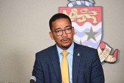 Tourism Minister Announces Proposed Cargo Port Redevelopment