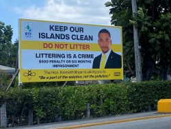 Minister Bryan Sponsors Anti-Litter Sign