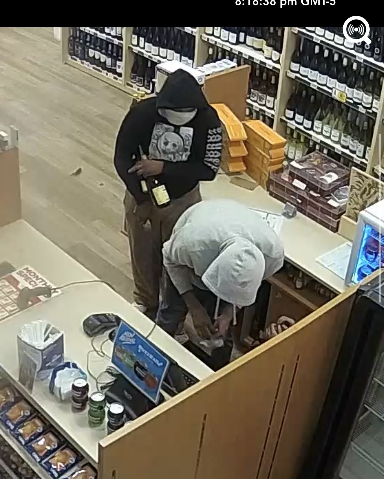 Tortuga Speaks to Robbery