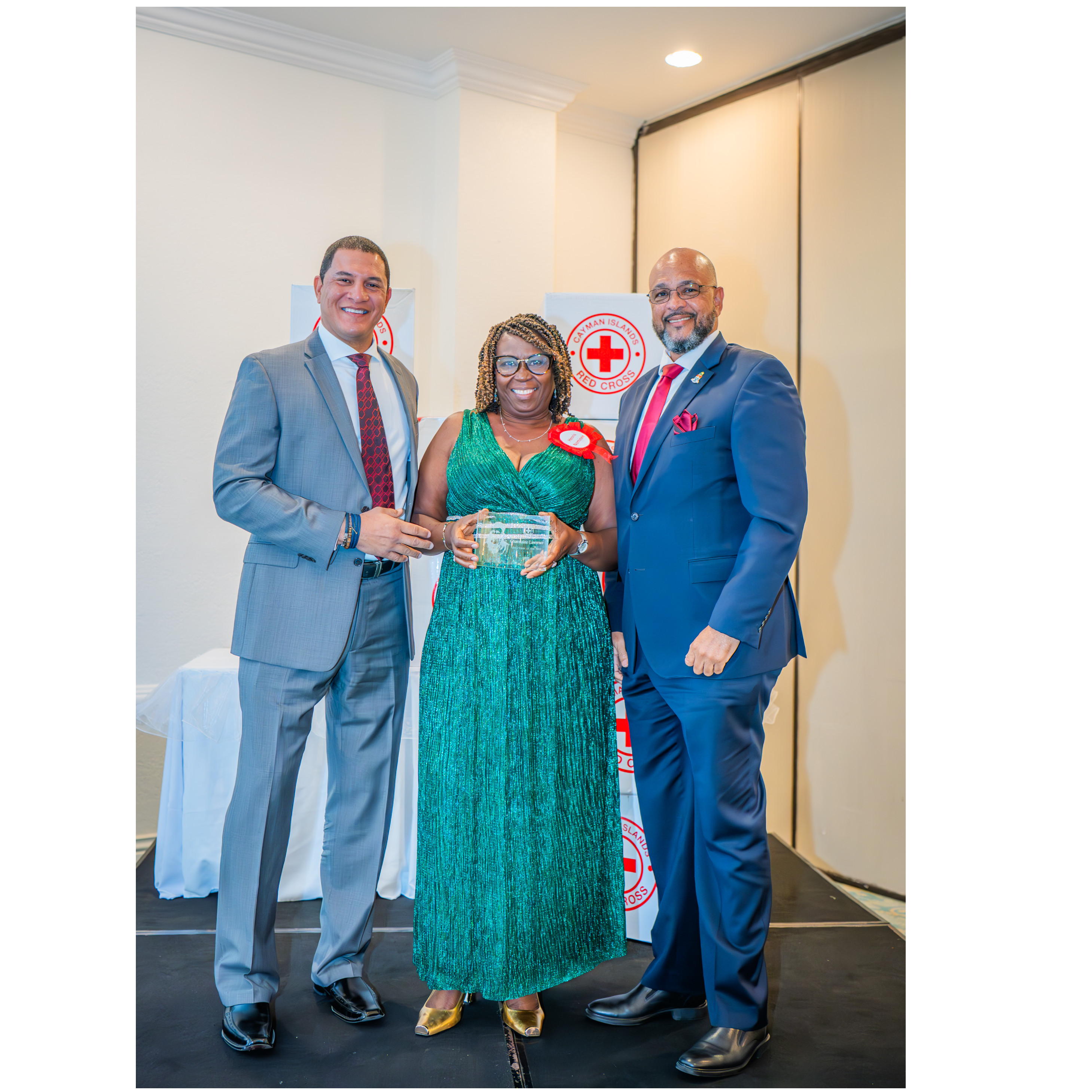 Honorable Minister Rankine Congratulates Red Cross Volunteers