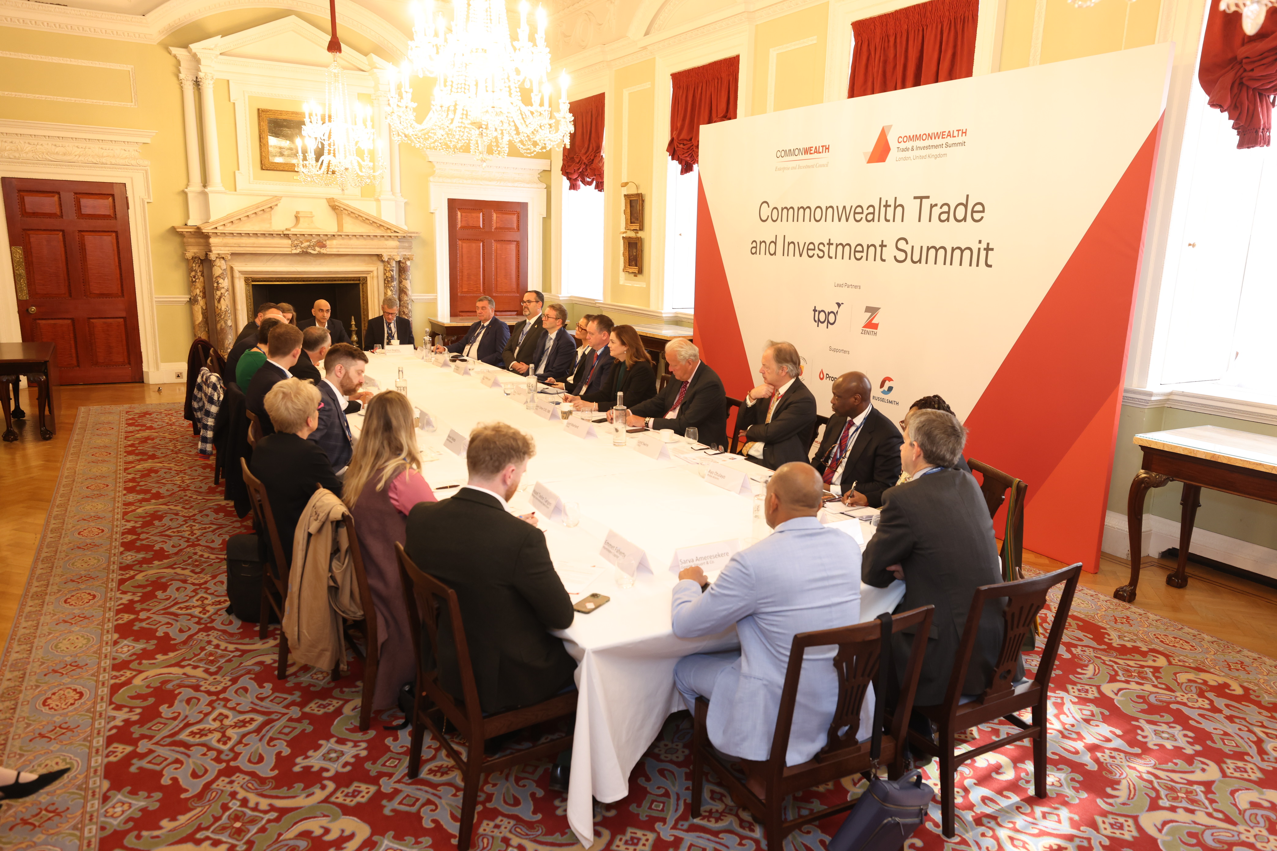 Cayman Strengthens Commonwealth Investment Role at CTIS London