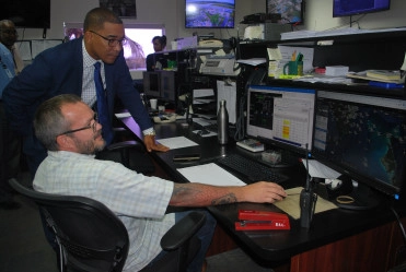 Minister of Tourism Visits Cayman Airways