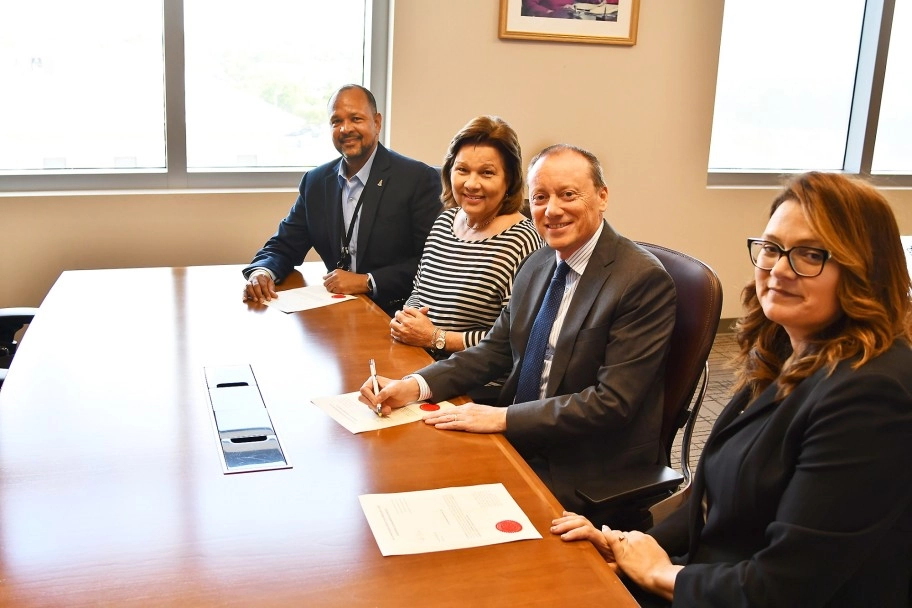 Parliamentary Secretaries Receive Instruments of Office