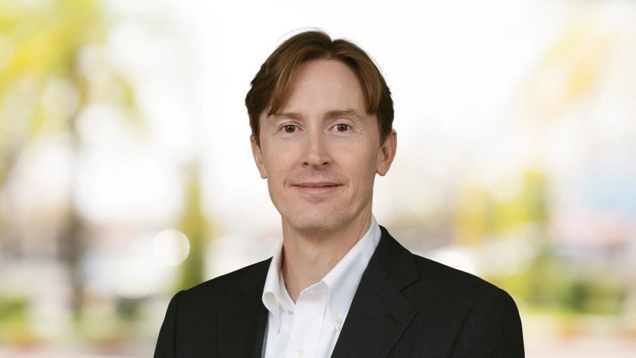 BDO Donates FSI Scholarship to Support Caymanian in Financial Services