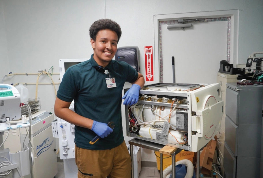 89 Students complete highly competitive HSA summer internship programme