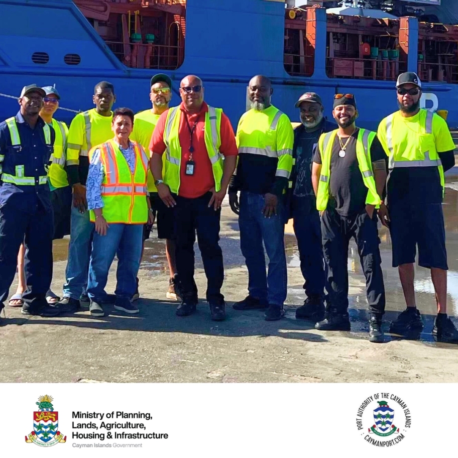 Port Authority of the Cayman Islands Receives New Purpose-Built Maritime Cargo Crane