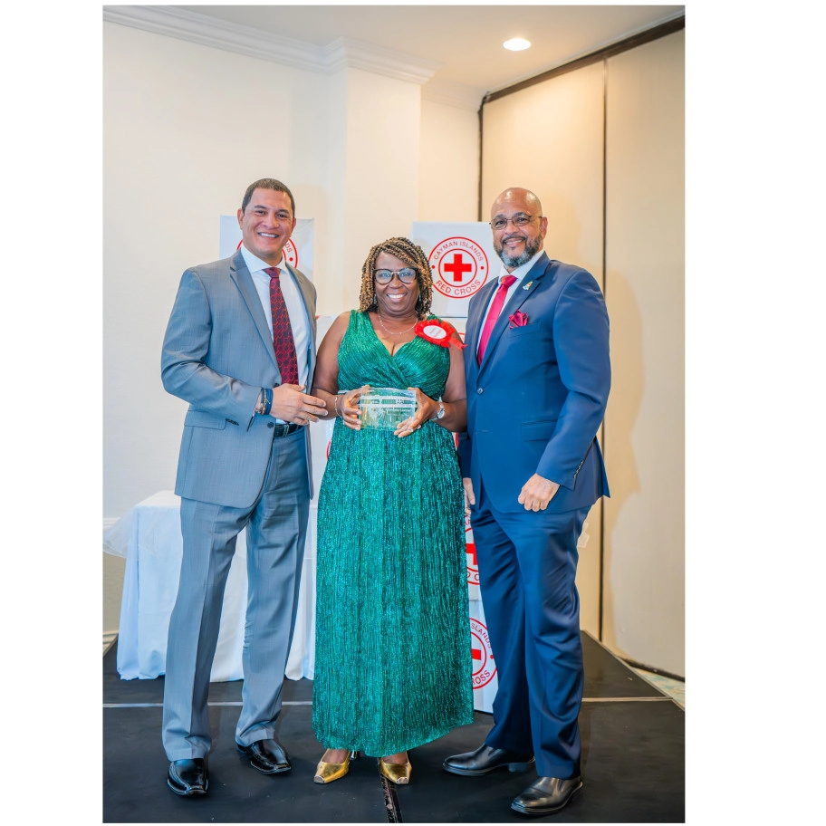 Honorable Minister Rankine Congratulates Red Cross Volunteers